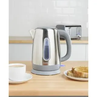 Goodmans Brushed Kettle 1.7L - Image 3