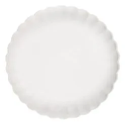 B&M Scalloped Edge Dinner Plate